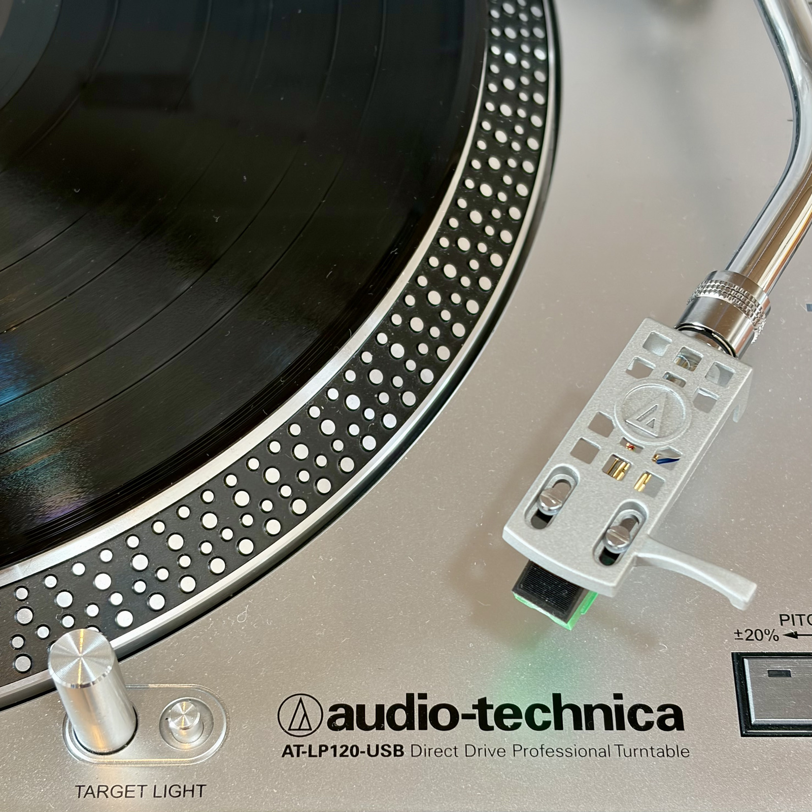 Audio-Technica AT-LP120-USB turntable